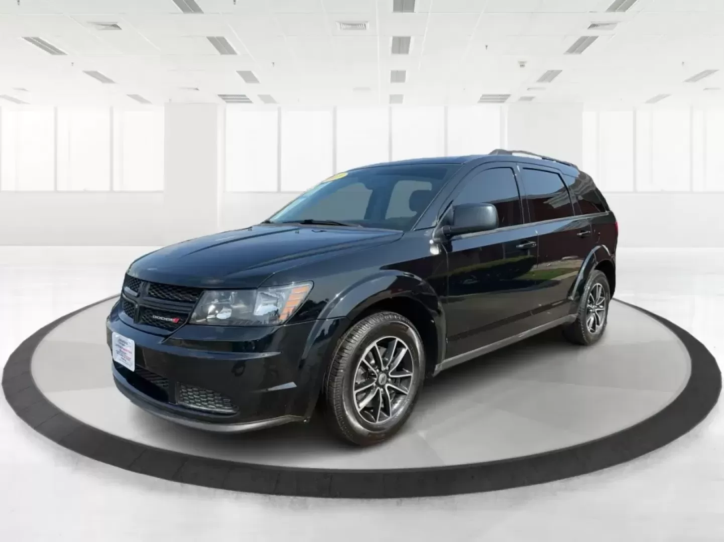 2018 Dodge Journey SE (3C4PDCAB0JT) with an Tigershark MultiAir 2.4L I-4 DOHC engine, located at 1951 S Dayton Lakeview Rd., New Carlisle, OH, 45344, (937) 908-9800, 39.890999, -84.050255 - Photo#6