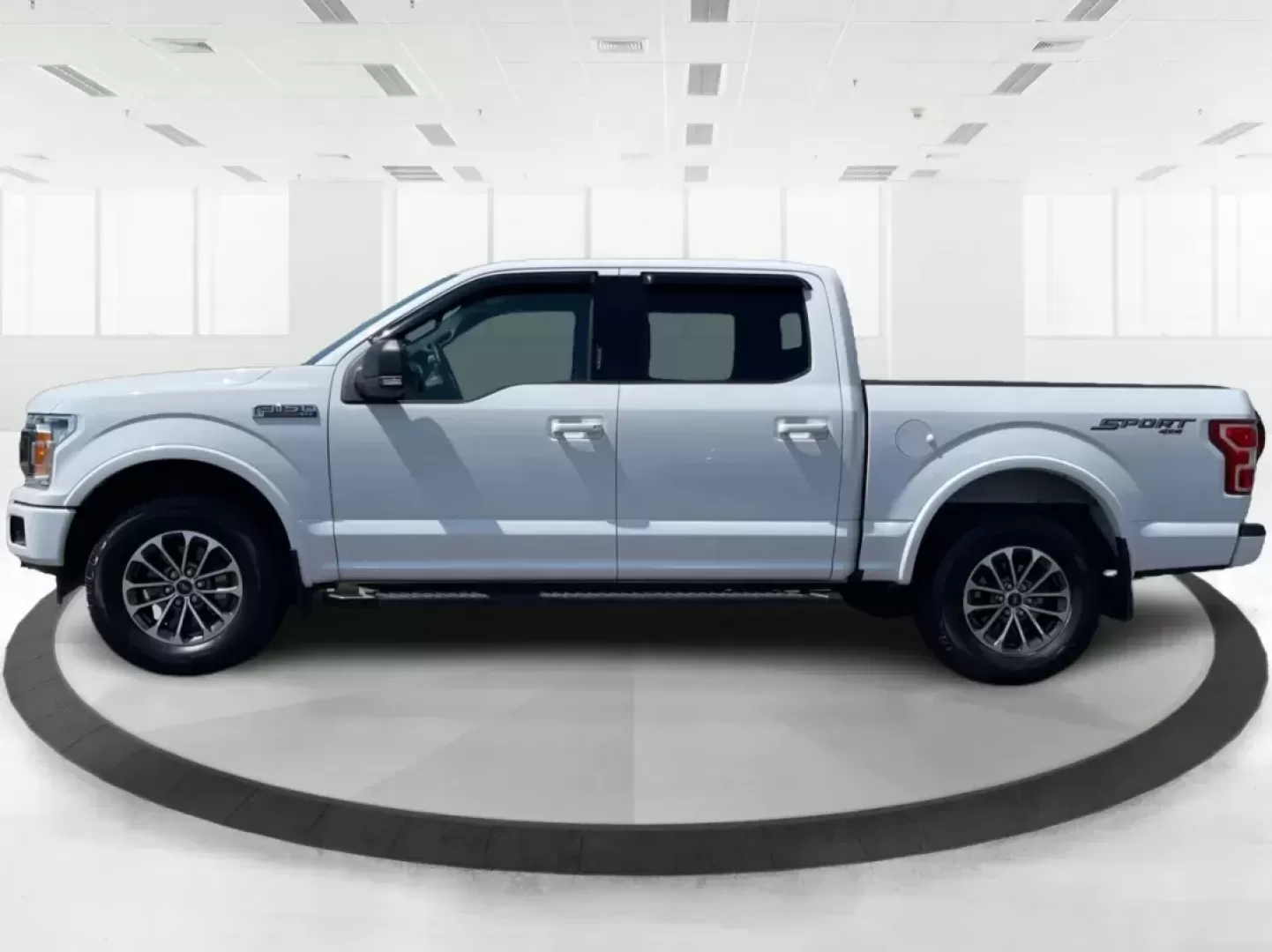 2018 Ford F-150 XLT (1FTEW1E57JF) with an Other engine, located at 880 E. National Road, Vandalia, OH, 45377, (937) 908-9800, 39.891918, -84.183594 - Photo#5