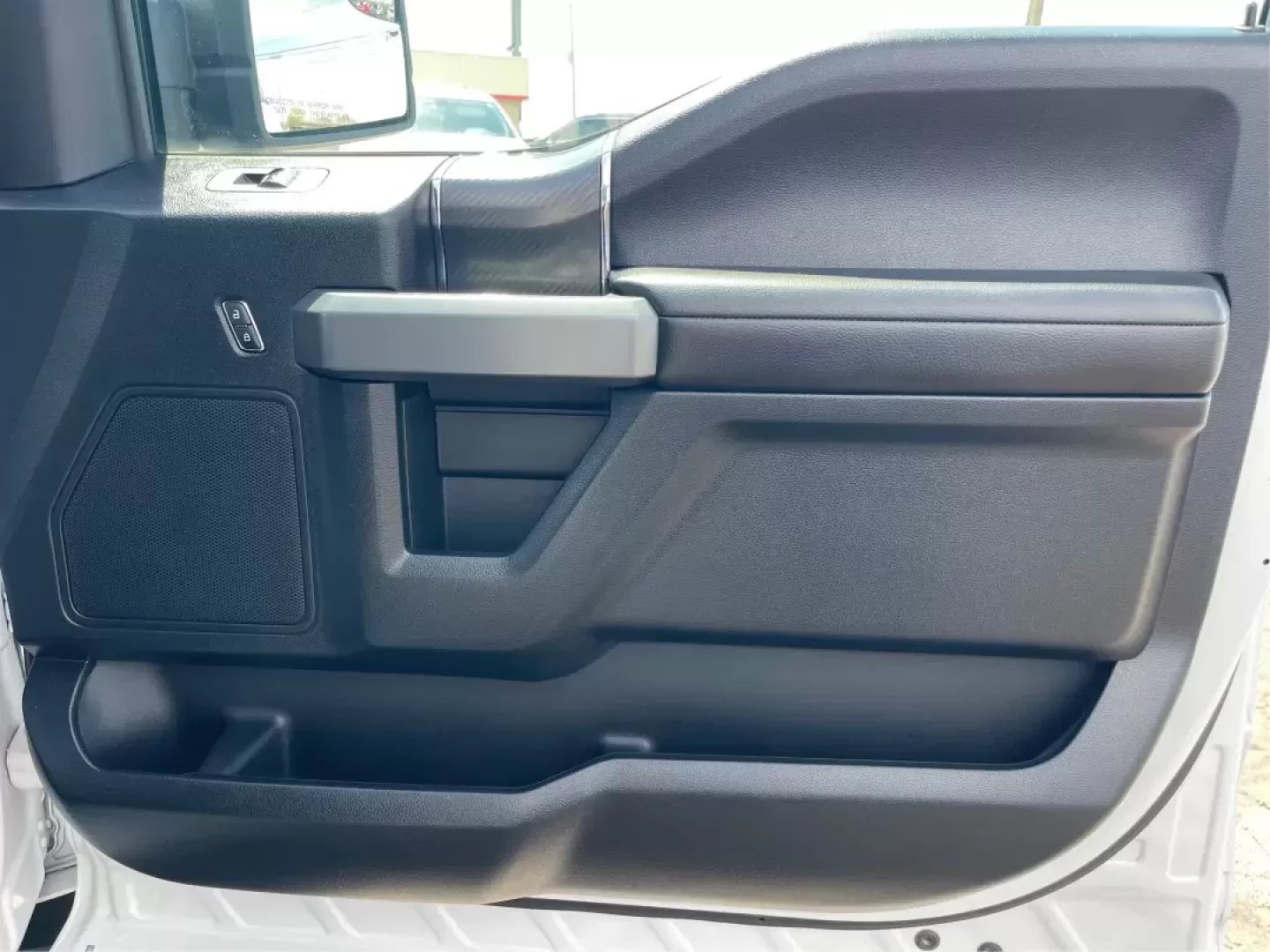 2018 Ford F-150 XLT (1FTEW1E57JF) with an Other engine, located at 880 E. National Road, Vandalia, OH, 45377, (937) 908-9800, 39.891918, -84.183594 - Photo#19