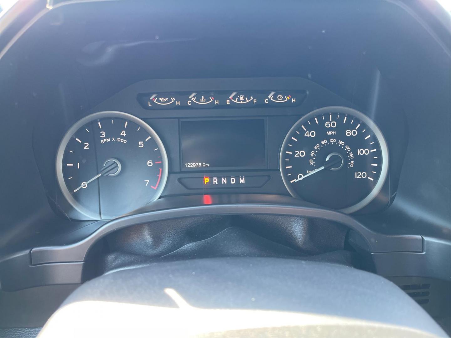 2018 Ford F-150 XL SuperCrew 5.5-ft. Bed 4WD (1FTEW1EG6JF) with an 3.5L V6 TURBO engine, 6-Speed Automatic transmission, located at 8750 N County Rd 25A, Piqua, OH, 45356, (937) 908-9800, 40.164391, -84.232513 - Photo#14