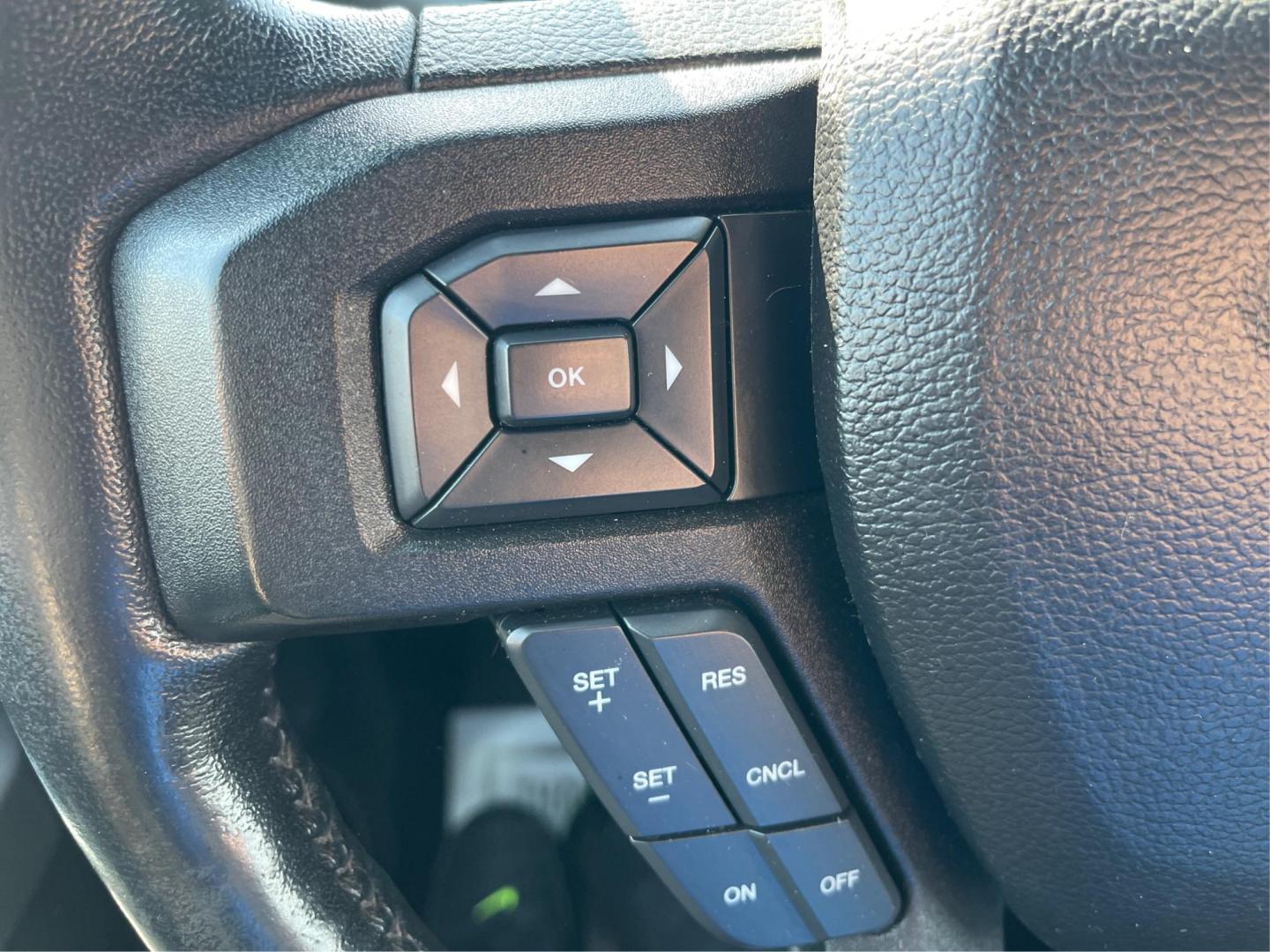 2018 Ford F-150 XL SuperCrew 5.5-ft. Bed 4WD (1FTEW1EG6JF) with an 3.5L V6 TURBO engine, 6-Speed Automatic transmission, located at 8750 N County Rd 25A, Piqua, OH, 45356, (937) 908-9800, 40.164391, -84.232513 - Photo#15