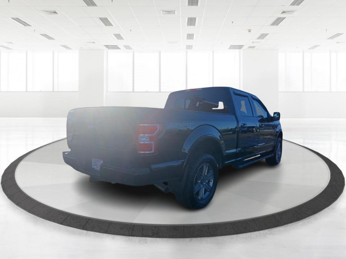 2018 Ford F-150 XL SuperCrew 5.5-ft. Bed 4WD (1FTFW1E53JF) with an 5.0L V8 OHV 16V engine, 6-Speed Automatic transmission, located at 1099 N County Rd 25A , Troy, OH, 45373, (937) 908-9800, 40.057079, -84.212883 - Photo#2