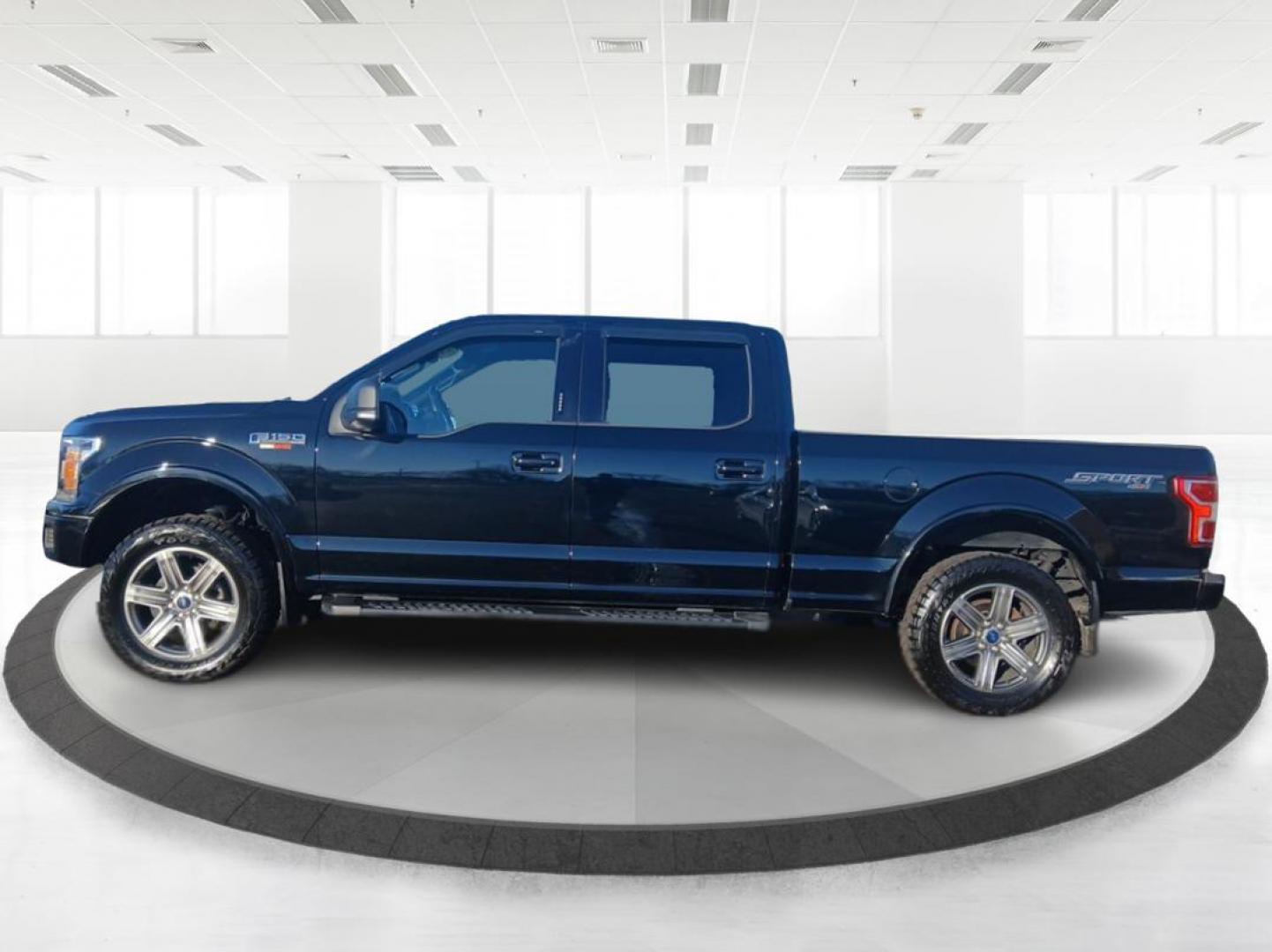 2018 Ford F-150 XL SuperCrew 5.5-ft. Bed 4WD (1FTFW1E53JF) with an 5.0L V8 OHV 16V engine, 6-Speed Automatic transmission, located at 1099 N County Rd 25A , Troy, OH, 45373, (937) 908-9800, 40.057079, -84.212883 - Photo#5
