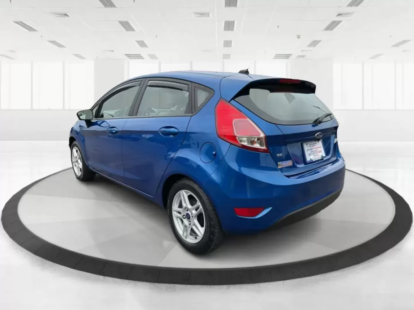 2018 Ford Fiesta SE (3FADP4EJ2JM) with an 1.6L I-4 DOHC engine, located at 8750 N County Rd 25A, Piqua, OH, 45356, (937) 908-9800, 40.164391, -84.232513 - Photo#4