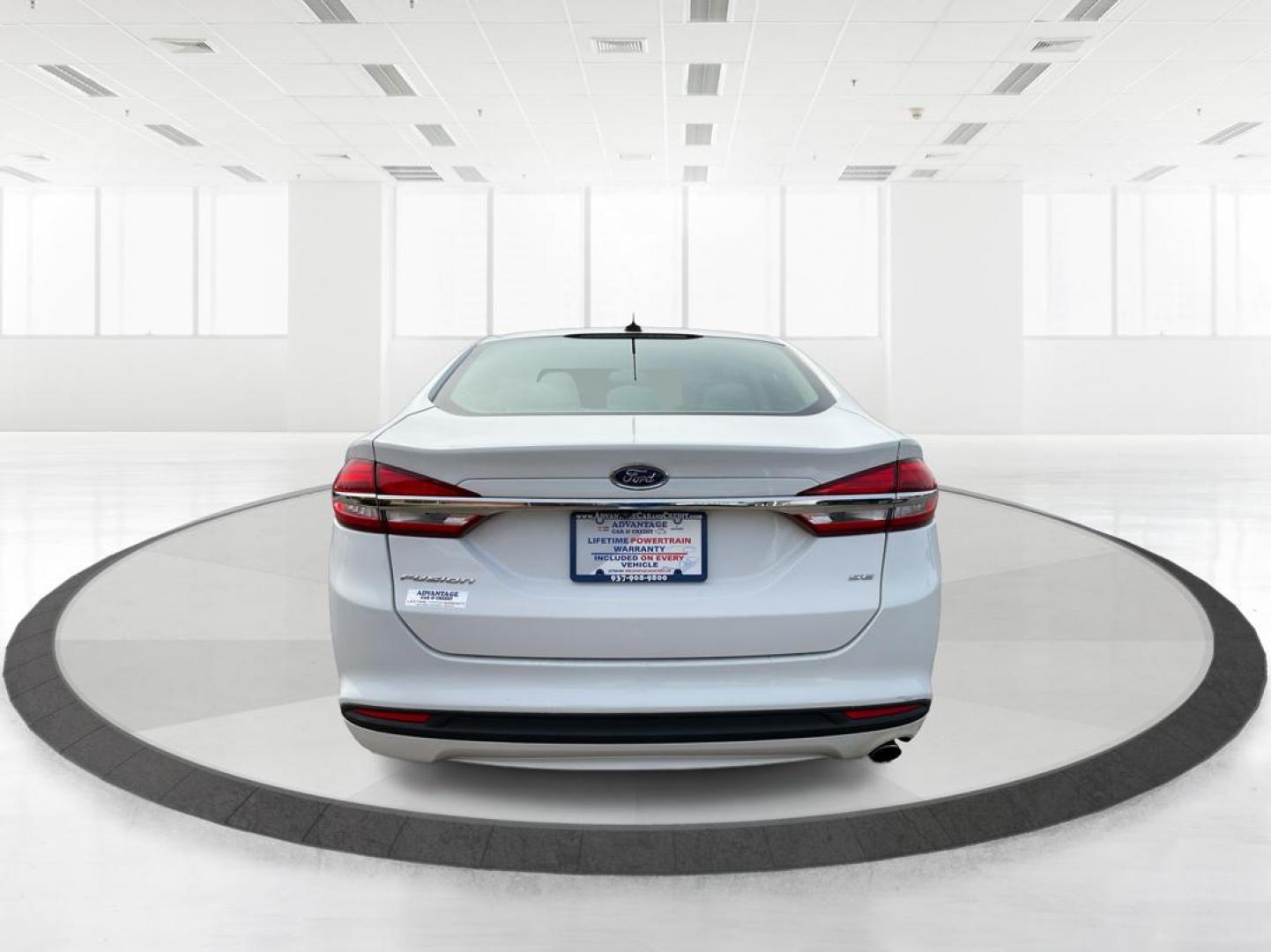2018 Ford Fusion SE (3FA6P0H79JR) with an Duratec 2.5L I-4 DOHC engine, located at 1230 East Main St, Xenia, OH, 45385, (937) 908-9800, 39.688026, -83.910172 - Photo#3