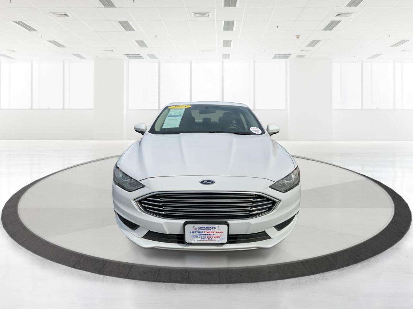 2018 Ford Fusion SE (3FA6P0H79JR) with an Duratec 2.5L I-4 DOHC engine, located at 1230 East Main St, Xenia, OH, 45385, (937) 908-9800, 39.688026, -83.910172 - Photo#6