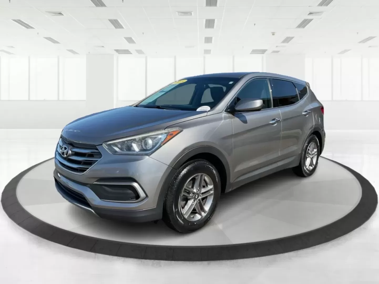 2018 Hyundai Santa Fe 2.4L (5NMZTDLB0JH) with an Theta II 2.4L I-4 gasoline direct injection engine, located at 401 Woodman Dr, Riverside, OH, 45431, (937) 908-9800, 39.760899, -84.123421 - Photo#7