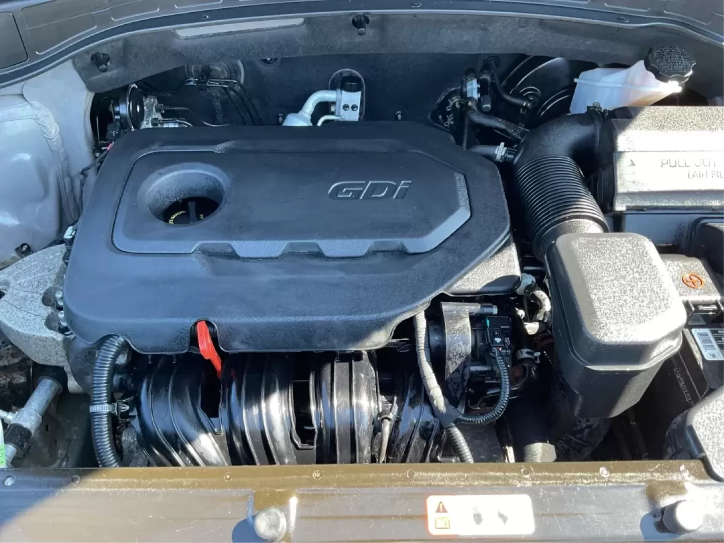2018 Hyundai Santa Fe 2.4L (5NMZTDLB0JH) with an Theta II 2.4L I-4 gasoline direct injection engine, located at 401 Woodman Dr, Riverside, OH, 45431, (937) 908-9800, 39.760899, -84.123421 - Photo#10