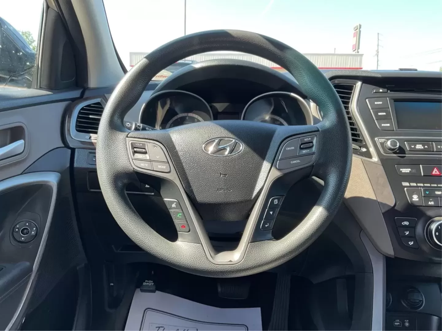 2018 Hyundai Santa Fe 2.4L (5NMZTDLB0JH) with an Theta II 2.4L I-4 gasoline direct injection engine, located at 401 Woodman Dr, Riverside, OH, 45431, (937) 908-9800, 39.760899, -84.123421 - Photo#15