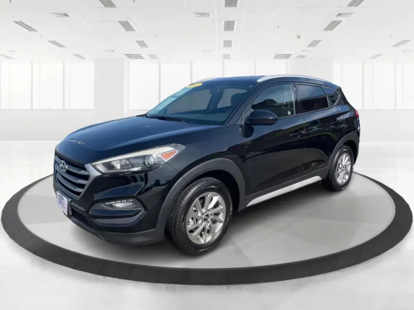 2018 Hyundai Tucson SEL (KM8J3CA41JU) with an Nu 2L I-4 gasoline direct injection engine, located at 8750 N County Rd 25A, Piqua, OH, 45356, (937) 908-9800, 40.164391, -84.232513 - Photo#7