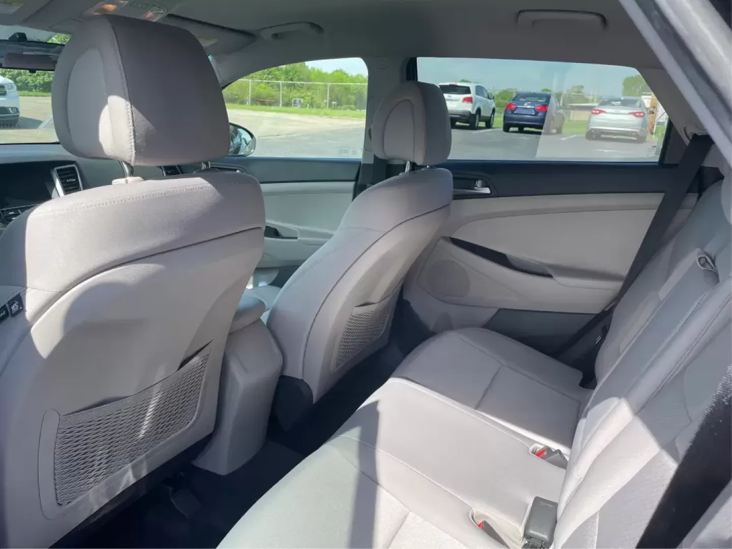 2018 Hyundai Tucson SEL (KM8J3CA41JU) with an Nu 2L I-4 gasoline direct injection engine, located at 8750 N County Rd 25A, Piqua, OH, 45356, (937) 908-9800, 40.164391, -84.232513 - Photo#9