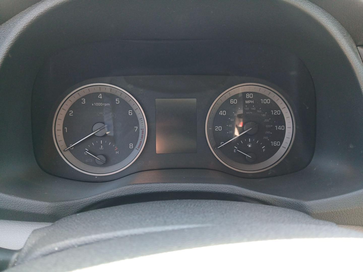 2018 Hyundai Tucson SEL AWD (KM8J3CA49JU) with an 2.0L L4 DOHC 16V engine, 6-Speed Automatic transmission, located at 1099 N County Rd 25A , Troy, OH, 45373, (937) 908-9800, 40.057079, -84.212883 - Photo#14