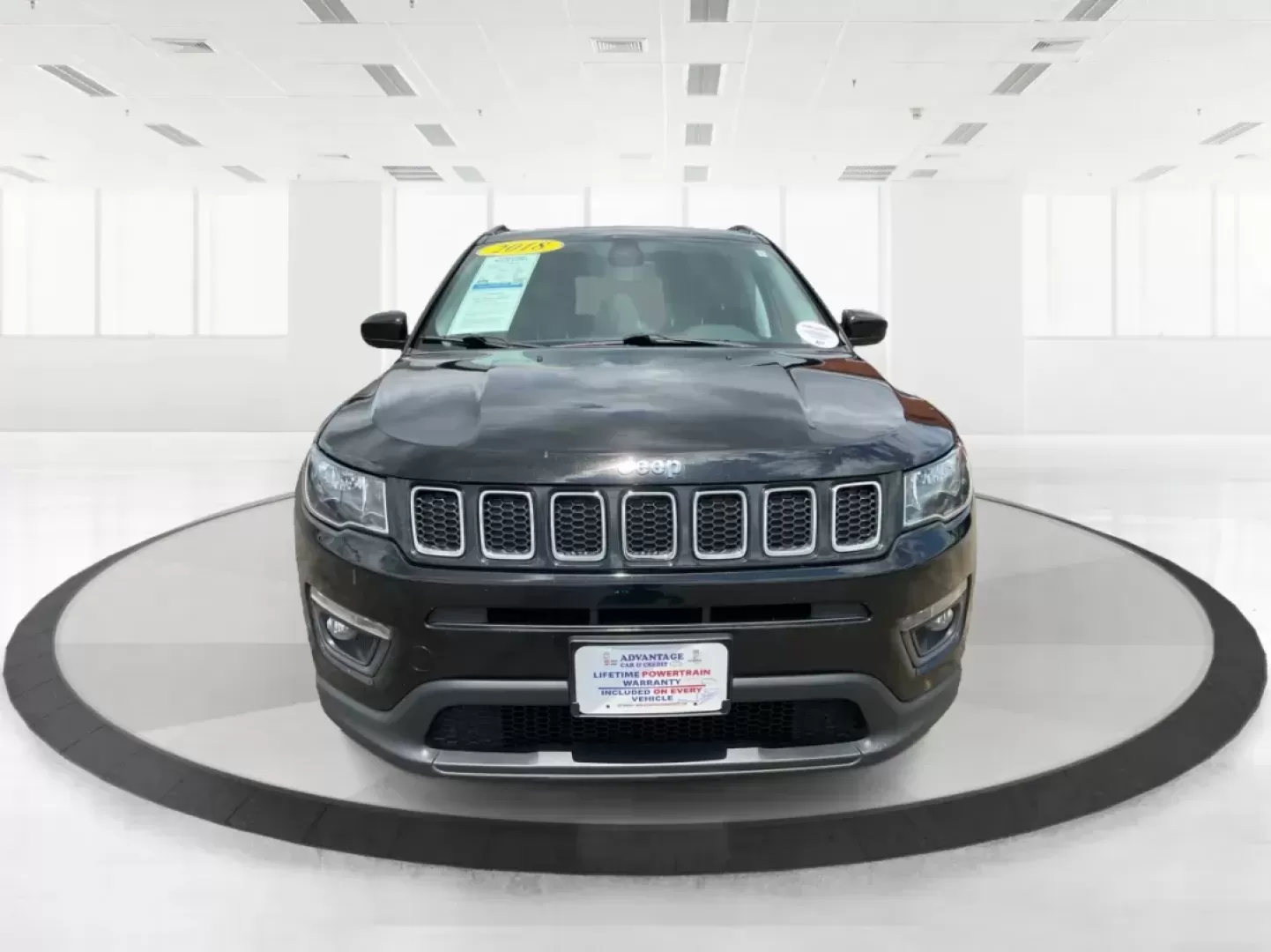 2018 Jeep Compass Latitude 4x4 (3C4NJDBB6JT) with an Other engine, located at 1230 East Main St, Xenia, OH, 45385, (937) 908-9800, 39.688026, -83.910172 - Photo#6
