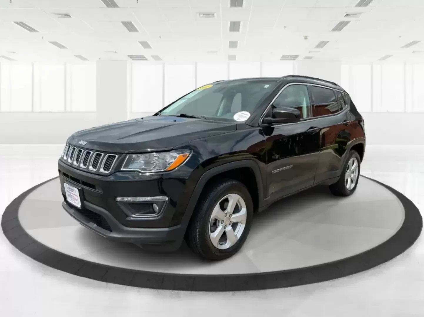 2018 Jeep Compass Latitude 4x4 (3C4NJDBB6JT) with an Other engine, located at 1230 East Main St, Xenia, OH, 45385, (937) 908-9800, 39.688026, -83.910172 - Photo#7