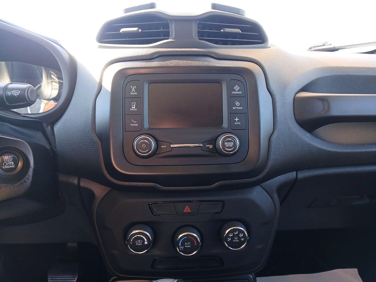 2018 Jeep Renegade Sport 4WD (ZACCJBAB7JP) with an 2.4L L4 DOHC 16V engine, Automatic transmission, located at 1951 S Dayton Lakeview Rd., New Carlisle, OH, 45344, (937) 908-9800, 39.890999, -84.050255 - Photo#11