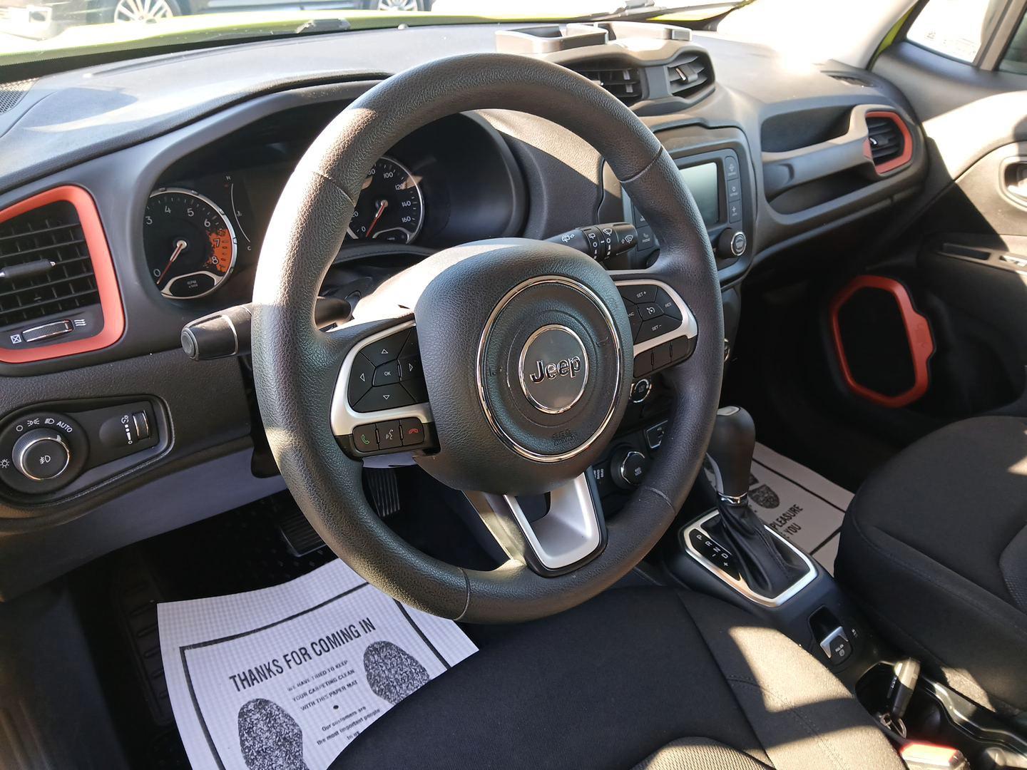 2018 Jeep Renegade Sport 4WD (ZACCJBAB7JP) with an 2.4L L4 DOHC 16V engine, Automatic transmission, located at 1951 S Dayton Lakeview Rd., New Carlisle, OH, 45344, (937) 908-9800, 39.890999, -84.050255 - Photo#7