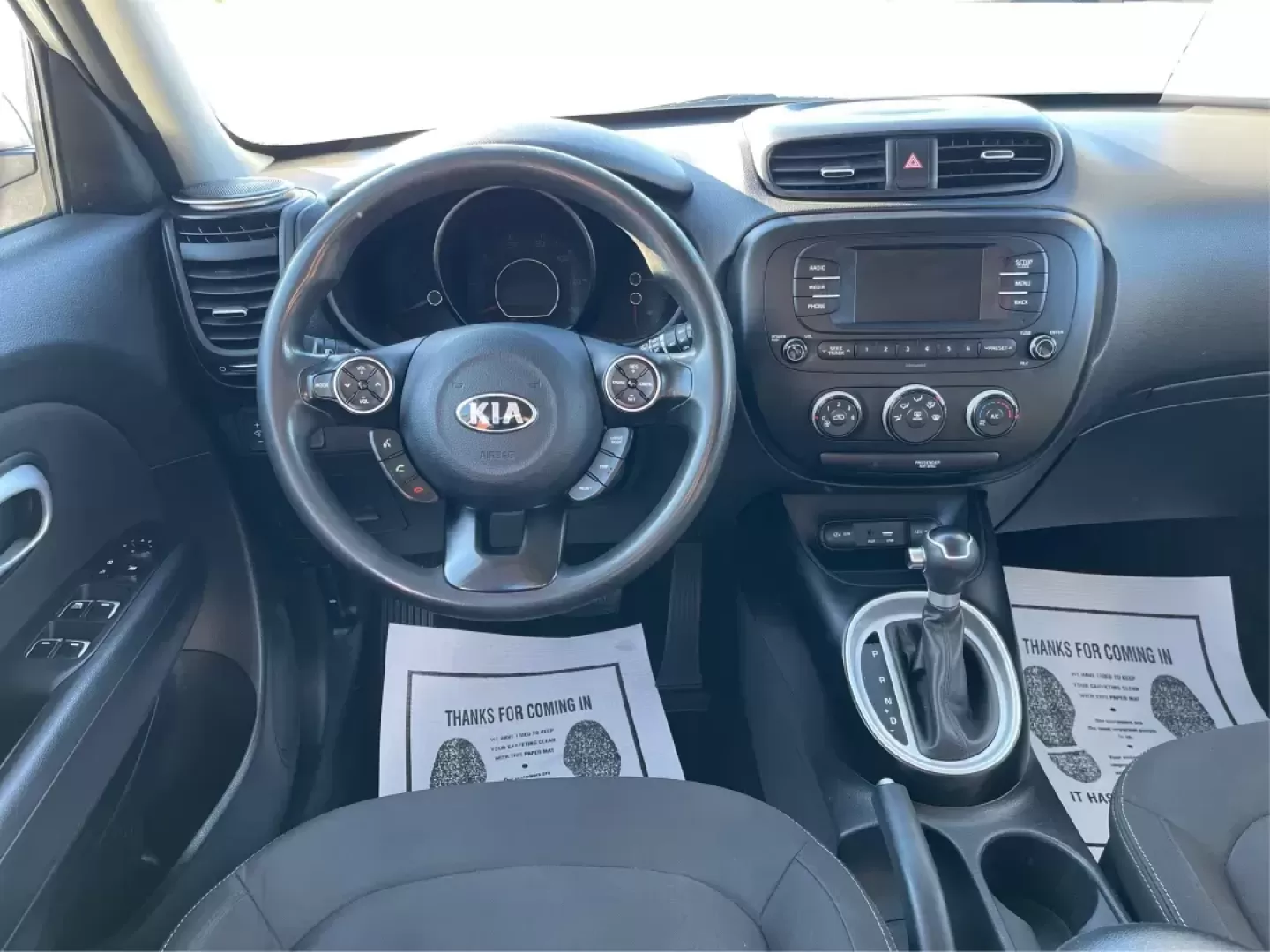 2018 Kia Soul Base 6A (KNDJN2A29J7) with an 1.6L L4 DOHC 16V engine, 6-Speed Automatic transmission, located at 8750 N County Rd 25A, Piqua, OH, 45356, (937) 908-9800, 40.164391, -84.232513 - Photo#12