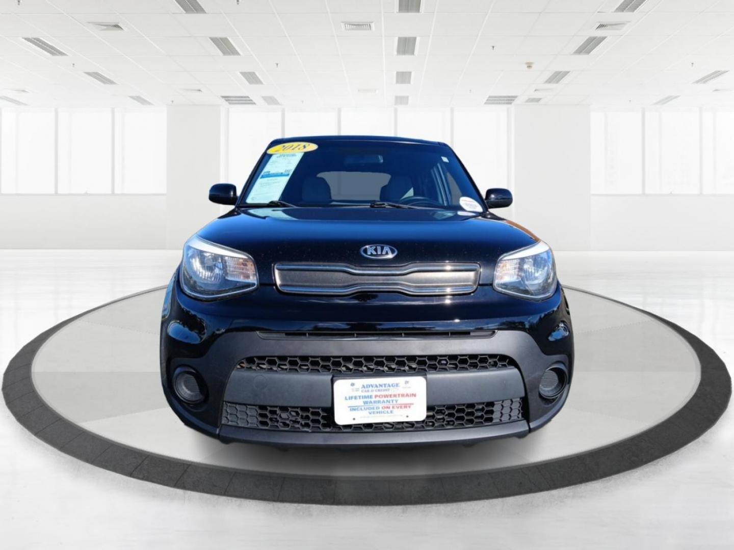 2018 Kia Soul Base 6A (KNDJN2A23J7) with an 1.6L L4 DOHC 16V engine, 6-Speed Automatic transmission, located at 401 Woodman Dr, Riverside, OH, 45431, (937) 908-9800, 39.760899, -84.123421 - Photo#4