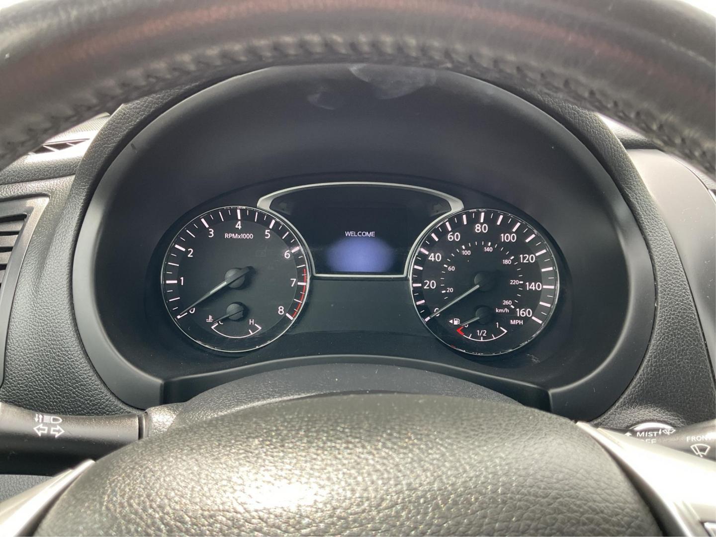 2018 Nissan Altima 2.5 SV (1N4AL3APXJC) with an 2.5L I-4 DOHC engine, located at 880 E. National Road, Vandalia, OH, 45377, (937) 908-9800, 39.891918, -84.183594 - Photo#14