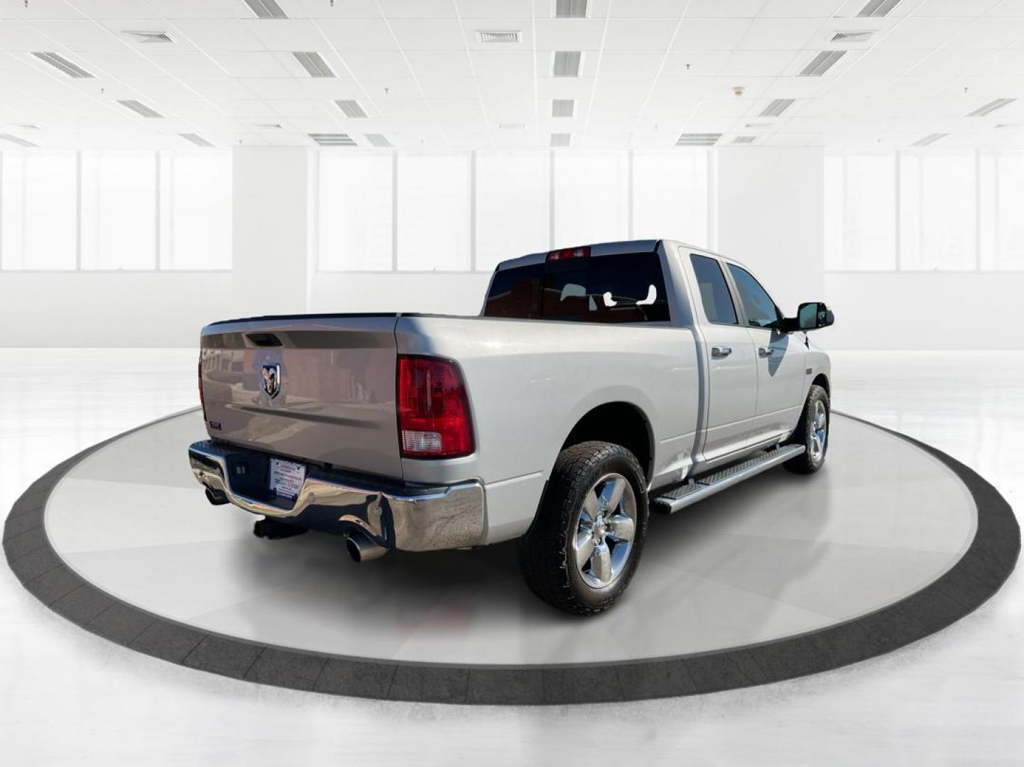 2018 Ram 1500 Big Horn Quad Cab 4x4 6'4 Box (1C6RR7GT2JS) with an EcoDiesel 3L V-6 diesel direct injection engine, located at 8750 N County Rd 25A, Piqua, OH, 45356, (937) 908-9800, 40.164391, -84.232513 - Photo#2