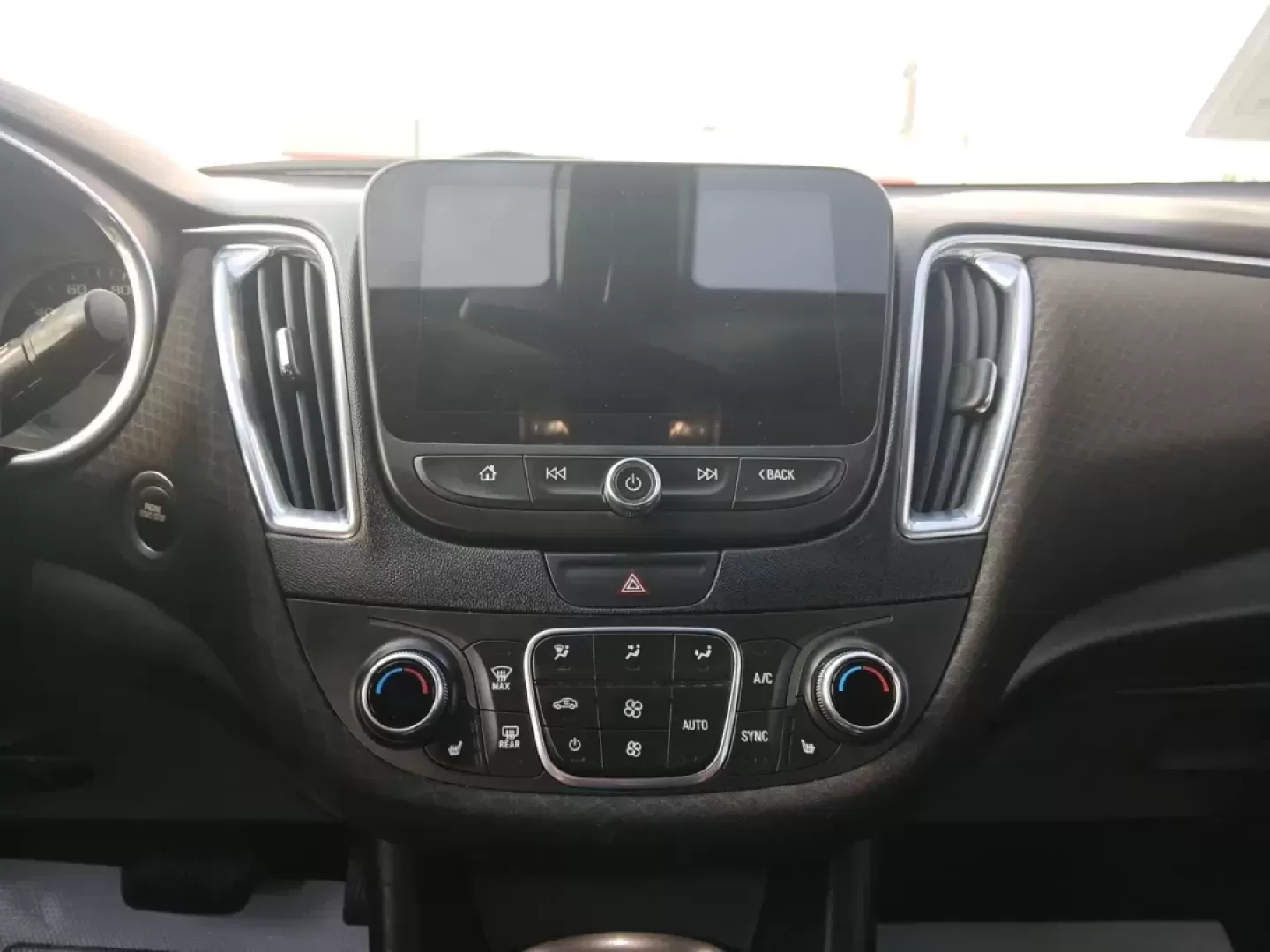 2019 Chevrolet Malibu LT (1G1ZD5ST2KF) with an 1.5L L4 DOHC 16V engine, 6-Speed Automatic transmission, located at 1099 N County Rd 25A , Troy, OH, 45373, (937) 908-9800, 40.057079, -84.212883 - Photo#13