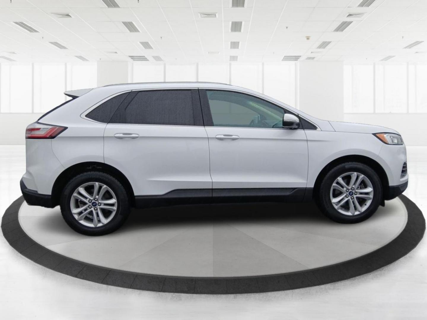 2019 Ford Edge SEL FWD (2FMPK3J9XKB) with an 2.0L L4 DOHC 16V engine, 6-Speed Automatic transmission, located at 1230 East Main St, Xenia, OH, 45385, (937) 908-9800, 39.688026, -83.910172 - Photo#1