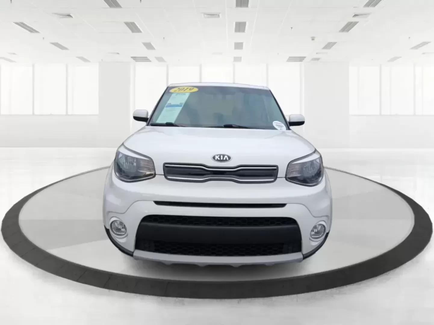 2019 Kia Soul + (KNDJP3A59K7) with an 2.0L L4 DOHC 16V engine, 6-Speed Automatic transmission, located at 401 Woodman Dr, Riverside, OH, 45431, (937) 908-9800, 39.760899, -84.123421 - Photo#5