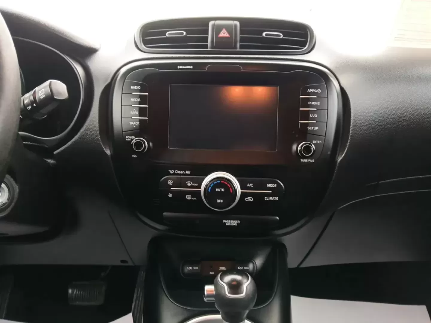 2019 Kia Soul + (KNDJP3A59K7) with an 2.0L L4 DOHC 16V engine, 6-Speed Automatic transmission, located at 401 Woodman Dr, Riverside, OH, 45431, (937) 908-9800, 39.760899, -84.123421 - Photo#11