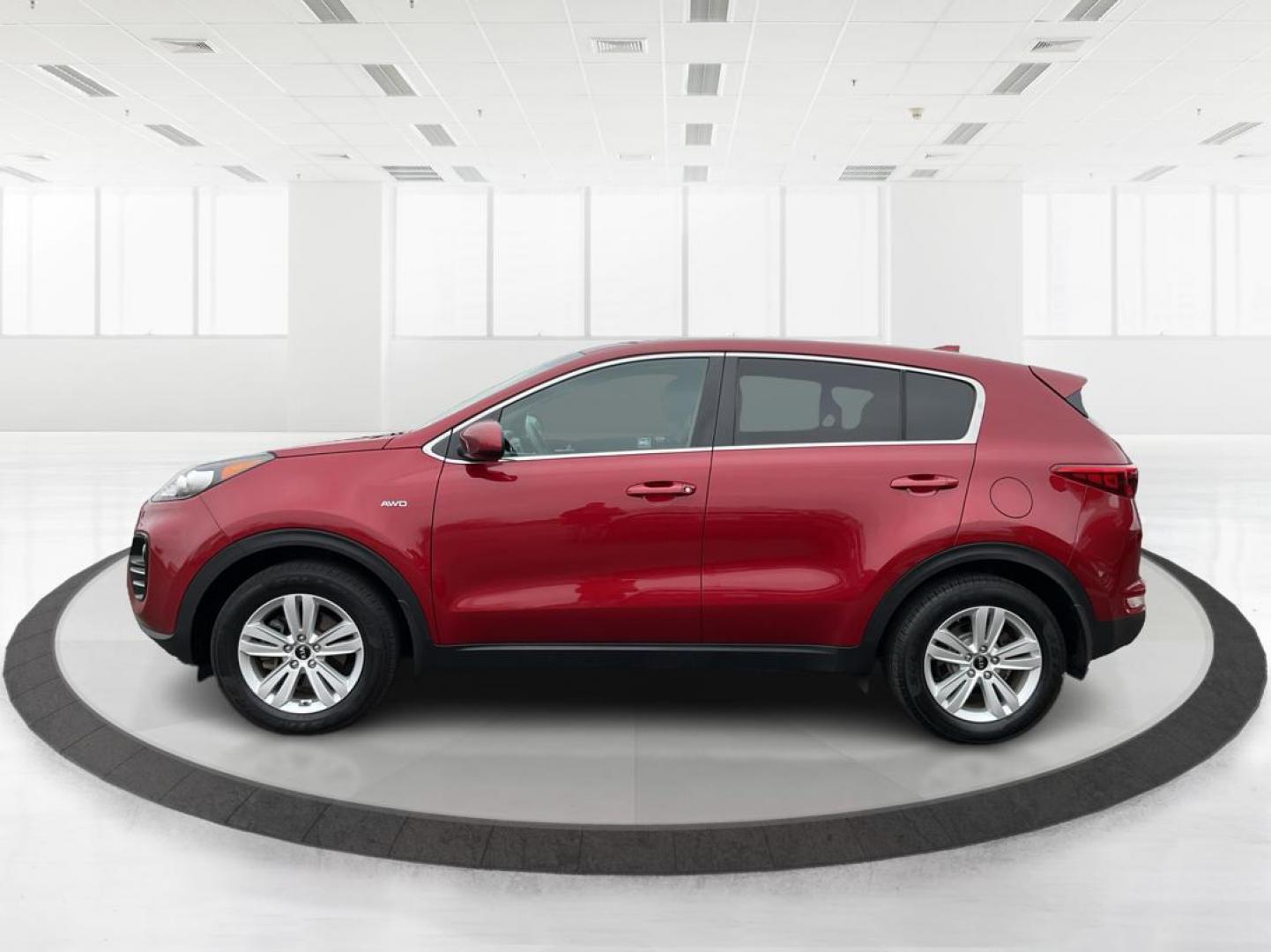 2019 Kia Sportage LX (KNDPMCAC8K7) with an Theta II 2.4L I-4 gasoline direct injection engine, located at 8750 N County Rd 25A, Piqua, OH, 45356, (937) 908-9800, 40.164391, -84.232513 - Photo#4