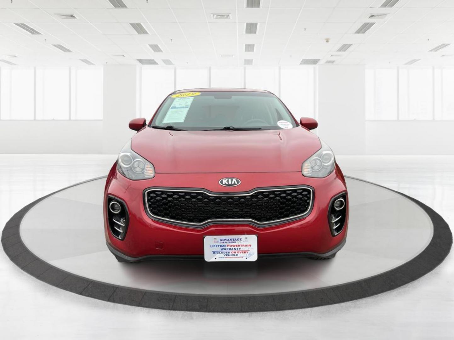 2019 Kia Sportage LX (KNDPMCAC8K7) with an Theta II 2.4L I-4 gasoline direct injection engine, located at 8750 N County Rd 25A, Piqua, OH, 45356, (937) 908-9800, 40.164391, -84.232513 - Photo#5