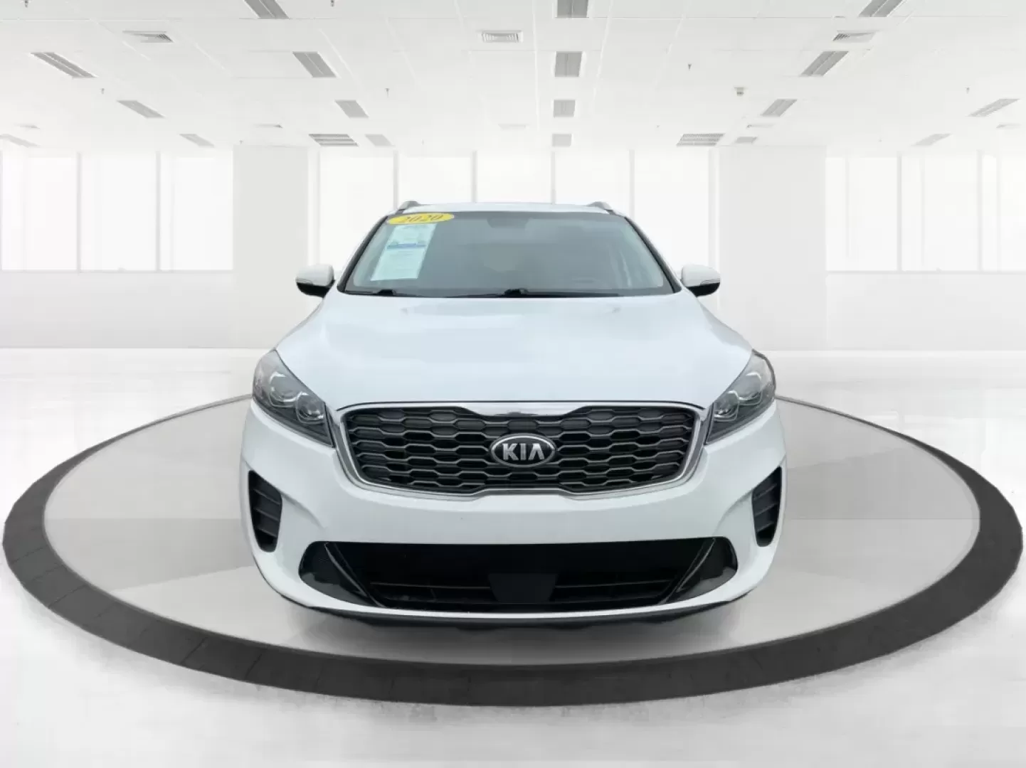 2020 Kia Sorento 2.4L LX (5XYPGDA38LG) with an 2.4L I-4 gasoline direct injection engine, located at 4508 South Dixie Dr, Moraine, OH, 45439, (937) 908-9800, 39.689976, -84.218452 - Photo#5