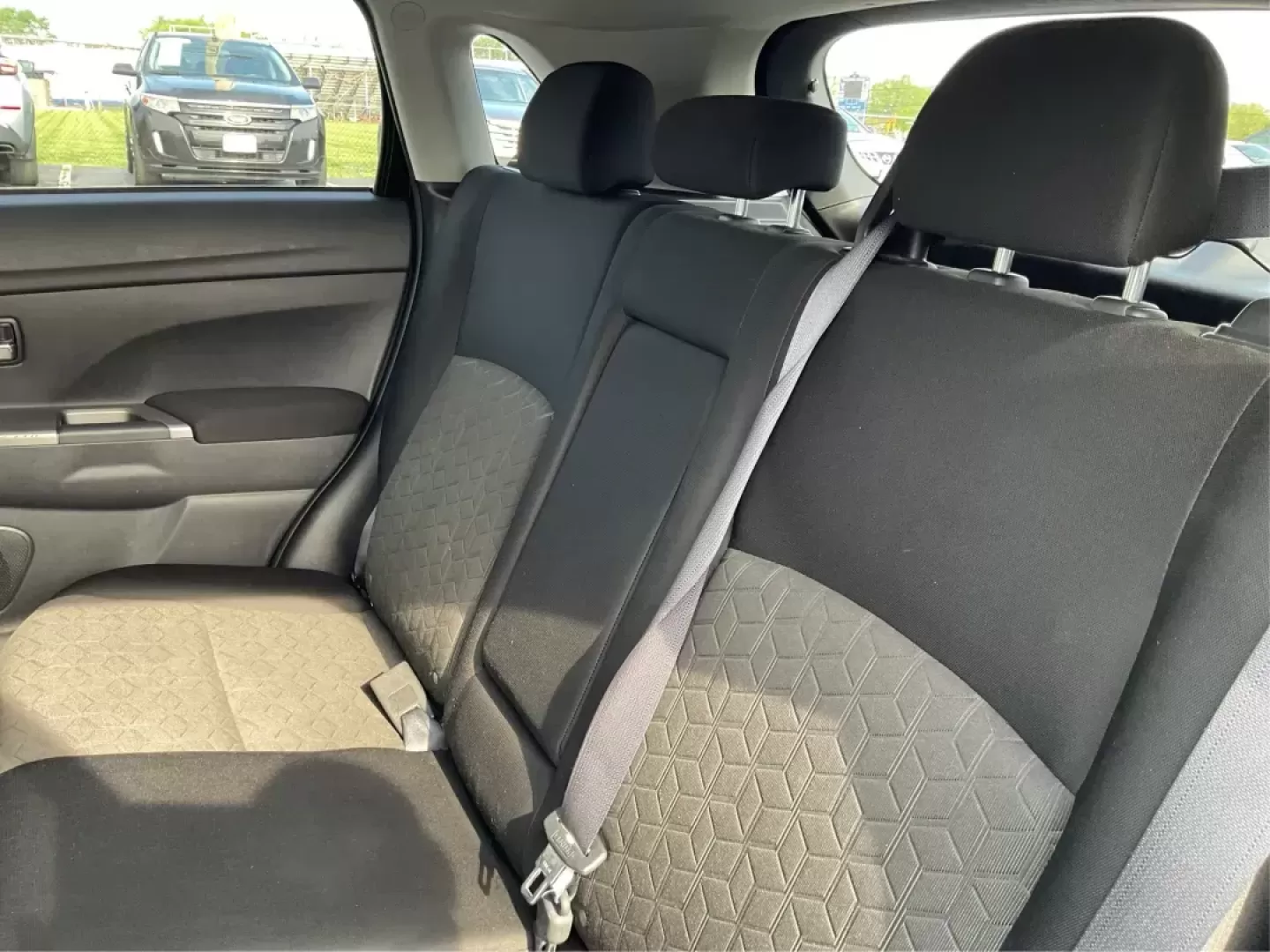 2020 Mitsubishi Outlander Sport 2.0 SE 4WD CVT (JA4AR3AU4LU) with an 2.0L L4 DOHC 16V engine, Continuously Variable Transmission transmission, located at 8750 N County Rd 25A, Piqua, OH, 45356, (937) 908-9800, 40.164391, -84.232513 - Photo#9