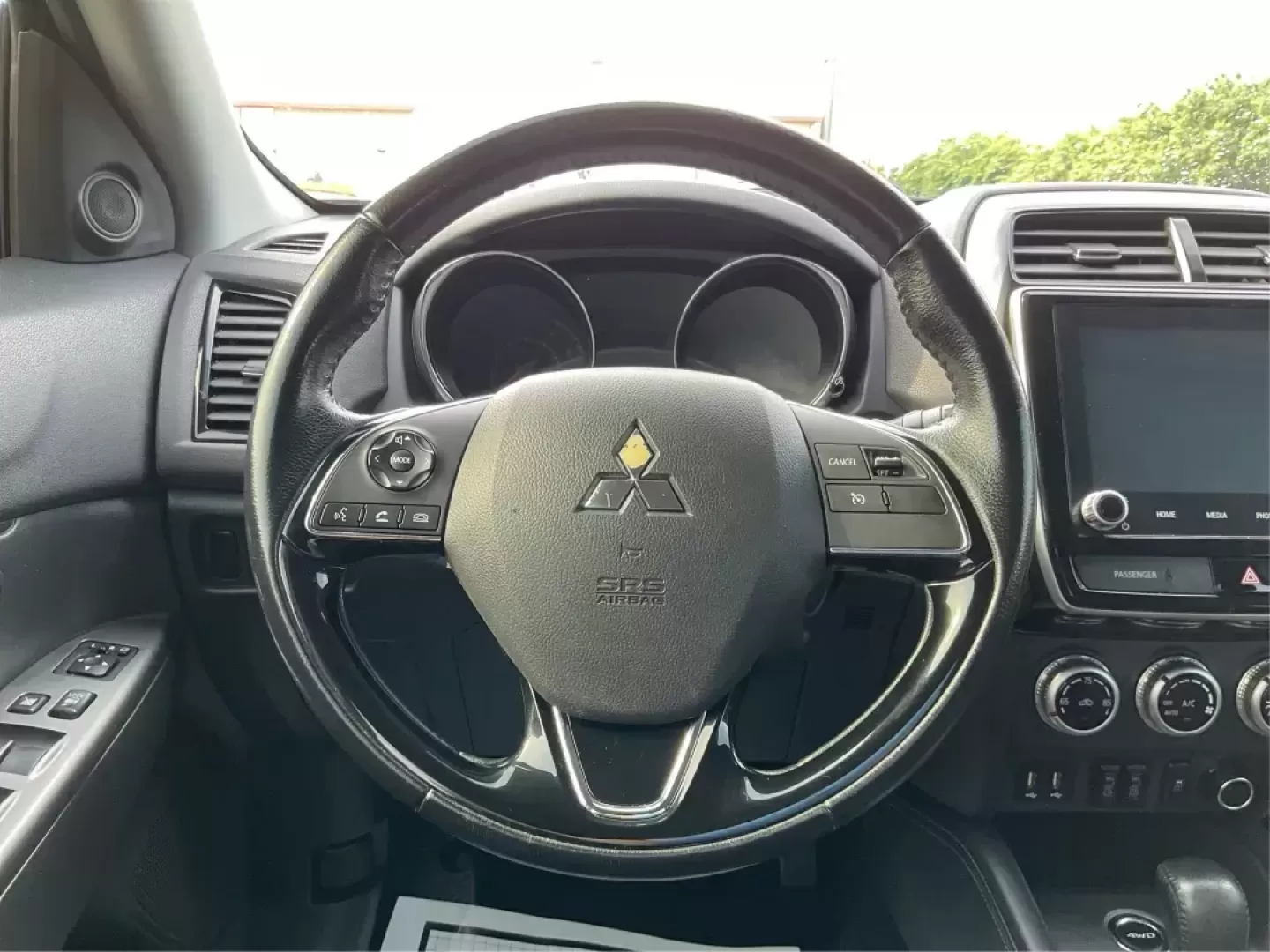 2020 Mitsubishi Outlander Sport 2.0 SE 4WD CVT (JA4AR3AU4LU) with an 2.0L L4 DOHC 16V engine, Continuously Variable Transmission transmission, located at 8750 N County Rd 25A, Piqua, OH, 45356, (937) 908-9800, 40.164391, -84.232513 - Photo#14