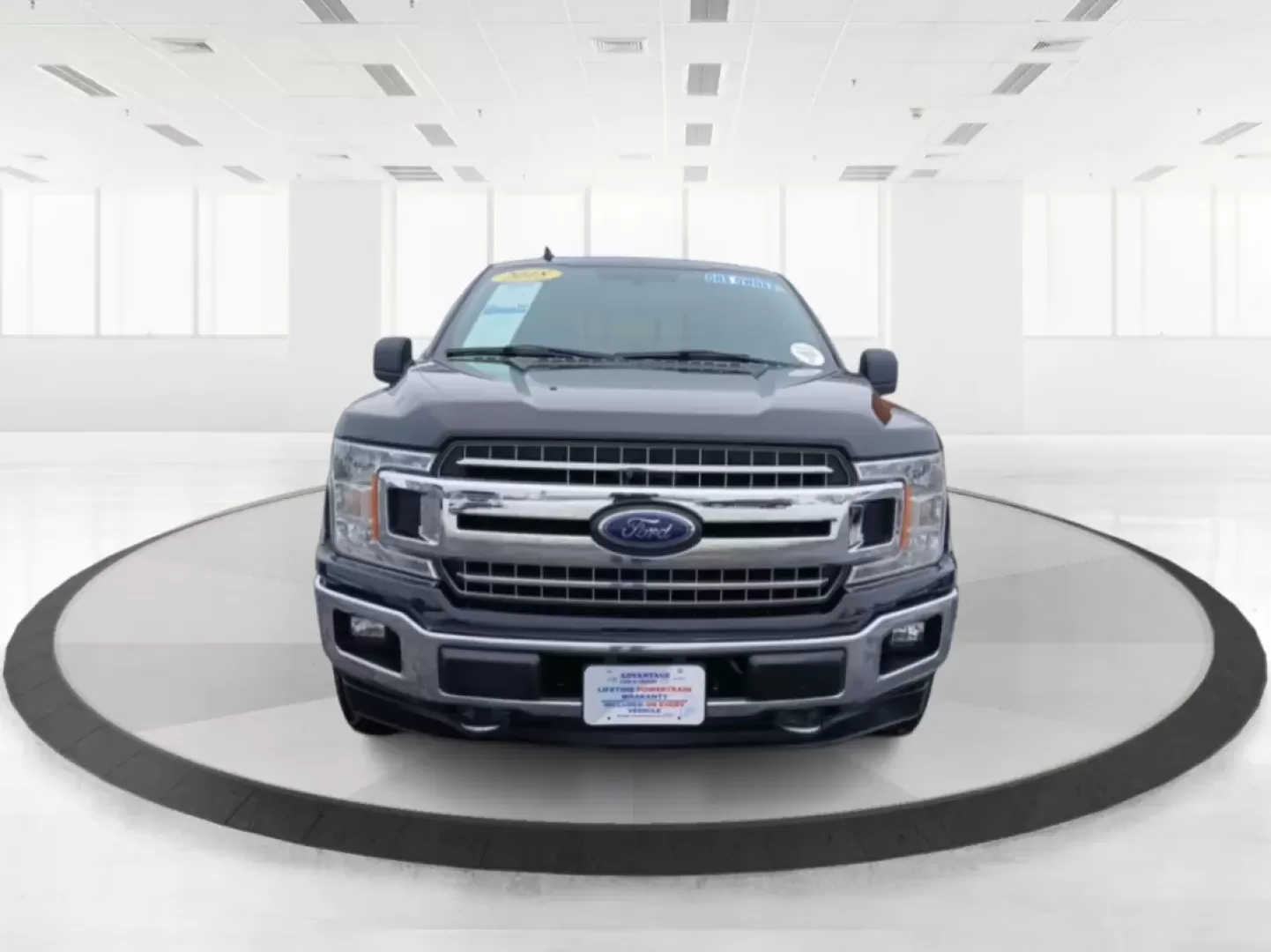 2018 Ford F-150 XLT SuperCrew 5.5-ft. Bed 4WD (1FTEW1E52JF) with an 5.0L V8 OHV 32V engine, 6-Speed Automatic transmission, located at 4508 South Dixie Dr, Moraine, OH, 45439, (937) 908-9800, 39.689976, -84.218452 - Are you ready to elevate your daily commute or weekend adventures? Look no further than this striking 2018 Ford F-150 XLT SuperCrew located at Advantage Car and Credit in Fairborn, OH. Whether you're carting the kids to practice, hauling materials for your next DIY project, or exploring the great ou - Photo#7