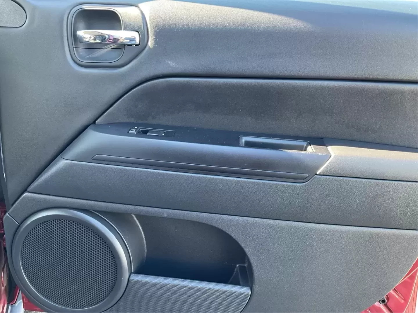 2015 Jeep Patriot Latitude (1C4NJRFB2FD) with an 2.4L I-4 DOHC engine, located at 1951 S Dayton Lakeview Rd., New Carlisle, OH, 45344, (937) 908-9800, 39.890999, -84.050255 - **Adventure Awaits with the 2015 Jeep Patriot Latitude in Fairborn, OH!**<br /> <br /> Are you ready for your next weekend getaway or daily commute? The 2015 Jeep Patriot Latitude is the perfect SUV for those who crave adventure and practicality! With its rugged design and versatile features, this v - Photo#17