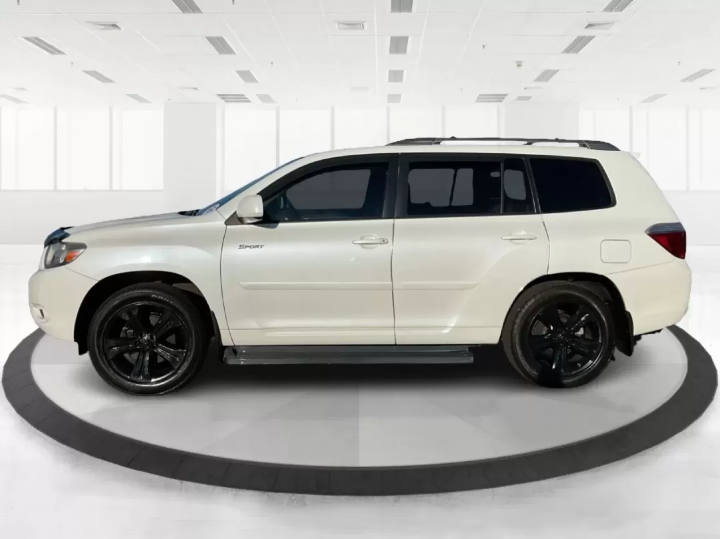 2008 Toyota Highlander Sport (JTEES43A082) with an 3.5L V-6 DOHC engine, located at 401 Woodman Dr, Riverside, OH, 45431, (937) 908-9800, 39.760899, -84.123421 - ### Discover Your Next Adventure with the 2008 Toyota Highlander Sport<br /> <br /> Are you ready to elevate your family outings or weekend getaways? The 2008 Toyota Highlander Sport is the perfect companion for those who seek both comfort and capability. This SUV is designed to accommodate growing - Photo#5