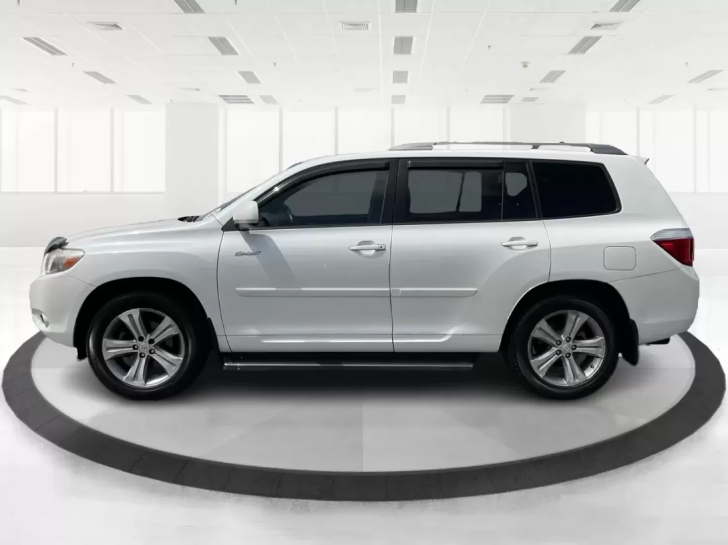 2008 Toyota Highlander Sport (JTEES43A082) with an 3.5L V-6 DOHC engine, located at 1184 Kauffman Ave, Fairborn, OH, 45324, (937) 908-9800, 39.807072, -84.030914 - ### Discover Your Next Adventure with the 2008 Toyota Highlander Sport<br /> <br /> Are you ready to elevate your family outings or weekend getaways? The 2008 Toyota Highlander Sport is the perfect companion for those who seek both comfort and capability. This SUV is designed to accommodate growing - Photo#5