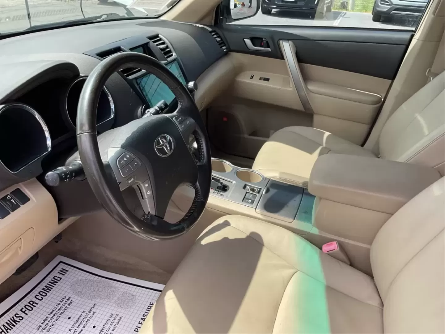 2008 Toyota Highlander Sport (JTEES43A082) with an 3.5L V-6 DOHC engine, located at 1184 Kauffman Ave, Fairborn, OH, 45324, (937) 908-9800, 39.807072, -84.030914 - ### Discover Your Next Adventure with the 2008 Toyota Highlander Sport<br /> <br /> Are you ready to elevate your family outings or weekend getaways? The 2008 Toyota Highlander Sport is the perfect companion for those who seek both comfort and capability. This SUV is designed to accommodate growing - Photo#9