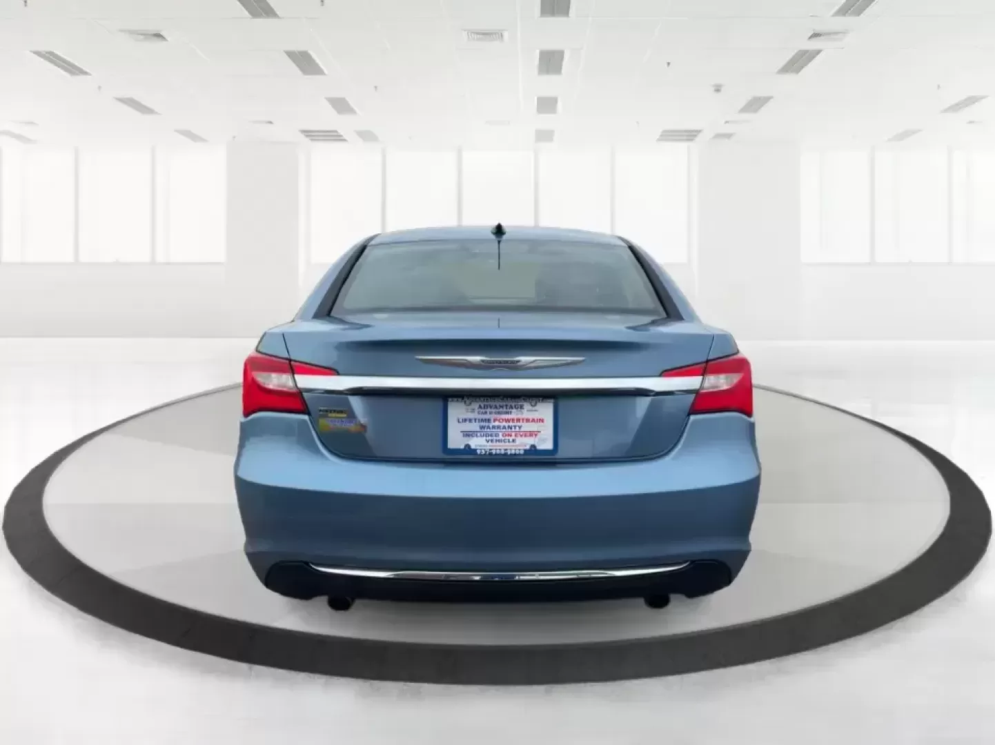 2011 Chrysler 200 Touring (1C3BC1FG5BN) with an 3.6L V6 DOHC 24V engine, 6-Speed Automatic transmission, located at 1951 S Dayton Lakeview Rd., New Carlisle, OH, 45344, (937) 908-9800, 39.890999, -84.050255 - **Discover Your Perfect Sedan for Everyday Adventures at Advantage Car and Credit in Fairborn, OH**<br /> <br /> Are you on the hunt for a reliable sedan that fits effortlessly into your everyday life? Look no further! At Advantage Car and Credit, located at 1184 Kauffman Ave, Fairborn, OH 45324, we - Photo#3