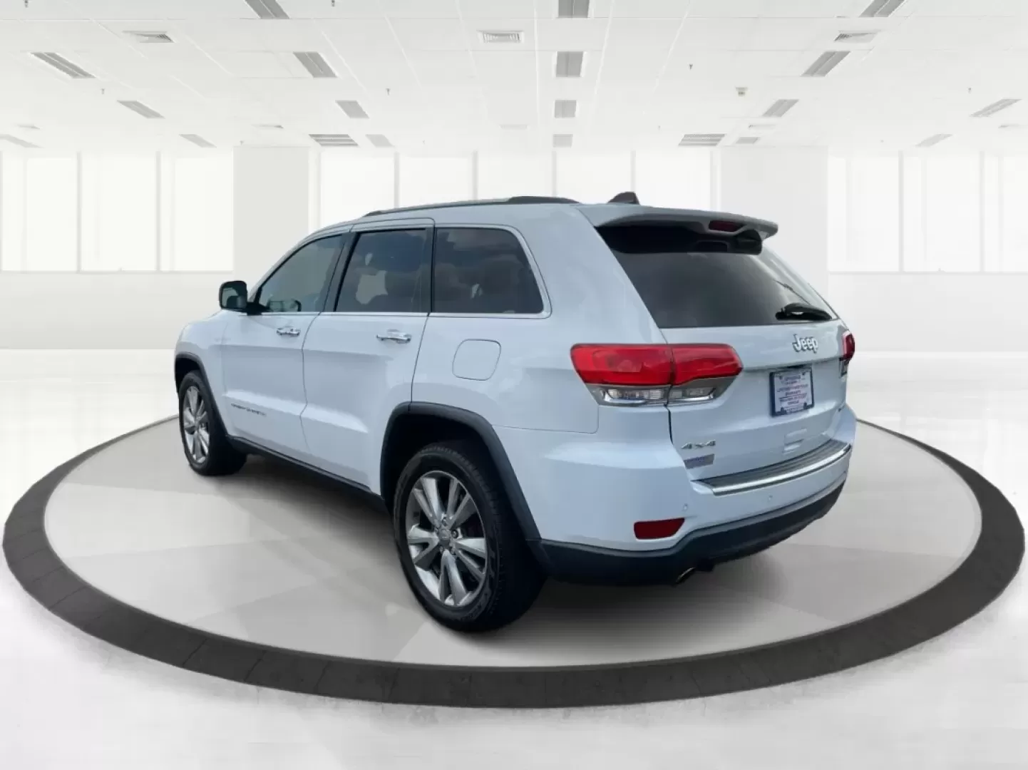 2014 Jeep Grand Cherokee Limited (1C4RJFBGXEC) with an Other engine, located at 1099 N County Rd 25A , Troy, OH, 45373, (937) 908-9800, 40.057079, -84.212883 - **Adventure Awaits: 2014 Jeep Grand Cherokee Limited Perfect for Your Next Family Road Trip!**<br /> <br /> Are you ready to embark on your next adventure? The 2014 Jeep Grand Cherokee Limited is here to elevate your driving experience, whether you're navigating the bustling streets of Fairborn, OH - Photo#4