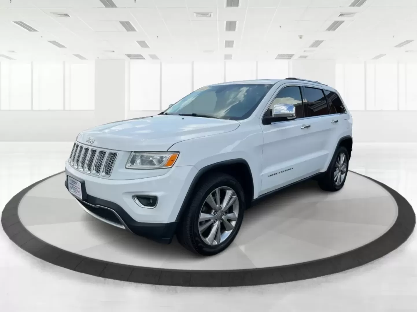 2014 Jeep Grand Cherokee Limited (1C4RJFBGXEC) with an Other engine, located at 1099 N County Rd 25A , Troy, OH, 45373, (937) 908-9800, 40.057079, -84.212883 - **Adventure Awaits: 2014 Jeep Grand Cherokee Limited Perfect for Your Next Family Road Trip!**<br /> <br /> Are you ready to embark on your next adventure? The 2014 Jeep Grand Cherokee Limited is here to elevate your driving experience, whether you're navigating the bustling streets of Fairborn, OH - Photo#8