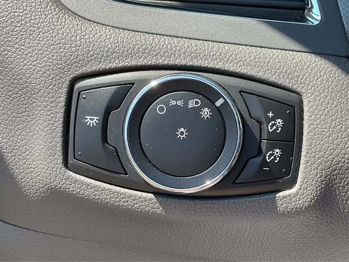 2014 Ford Edge SEL (2FMDK3JC3EB) with an Other engine, located at 8750 N County Rd 25A, Piqua, OH, 45356, (937) 908-9800, 40.164391, -84.232513 - ### Discover Your New Adventure Vehicle at Advantage Car and Credit!<br /> <br /> Are you ready to elevate your daily drive or embark on weekend adventures with your loved ones? The 2014 Ford Edge SEL is designed for those who crave a blend of comfort, versatility, and style. With ample space for fa - Photo#17