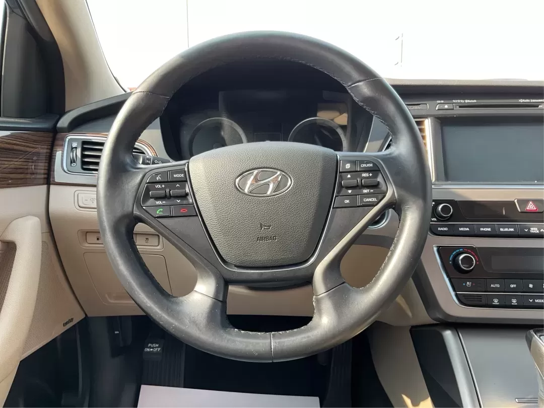 2017 Hyundai Sonata Limited (5NPE34AF4HH) with an 2.4L I-4 gasoline direct injection engine, located at 1230 East Main St, Xenia, OH, 45385, (937) 908-9800, 39.688026, -83.910172 - Are you ready to elevate your daily drive into an adventure? Meet the 2017 Hyundai Sonata Limited, a perfect companion for anyone looking to combine style, comfort, and reliability. Whether you're commuting to work, shuttling the kids to school, or heading out for a weekend getaway, this sedan offer - Photo#16