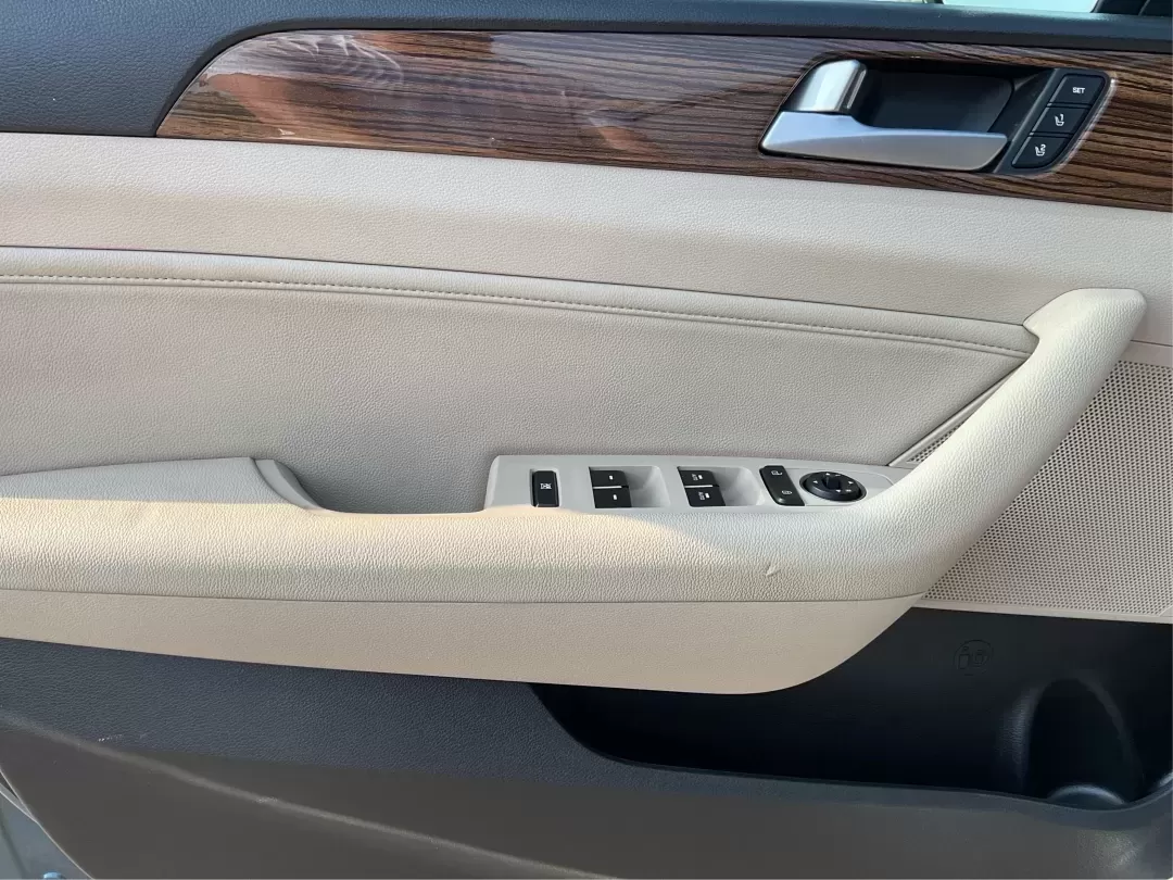 2017 Hyundai Sonata Limited (5NPE34AF4HH) with an 2.4L I-4 gasoline direct injection engine, located at 1951 S Dayton Lakeview Rd., New Carlisle, OH, 45344, (937) 908-9800, 39.890999, -84.050255 - Are you ready to elevate your daily drive into an adventure? Meet the 2017 Hyundai Sonata Limited, a perfect companion for anyone looking to combine style, comfort, and reliability. Whether you're commuting to work, shuttling the kids to school, or heading out for a weekend getaway, this sedan offer - Photo#18