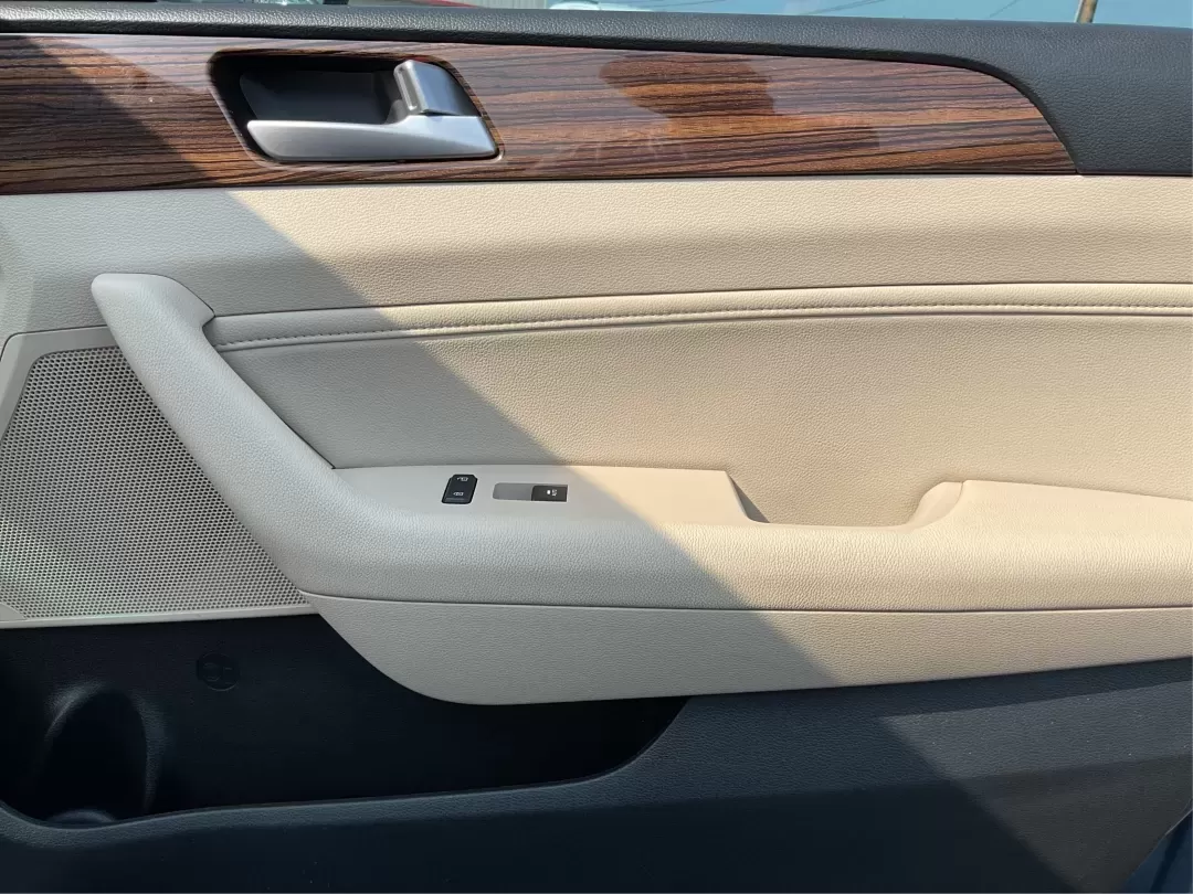 2017 Hyundai Sonata Limited (5NPE34AF4HH) with an 2.4L I-4 gasoline direct injection engine, located at 1951 S Dayton Lakeview Rd., New Carlisle, OH, 45344, (937) 908-9800, 39.890999, -84.050255 - Are you ready to elevate your daily drive into an adventure? Meet the 2017 Hyundai Sonata Limited, a perfect companion for anyone looking to combine style, comfort, and reliability. Whether you're commuting to work, shuttling the kids to school, or heading out for a weekend getaway, this sedan offer - Photo#19