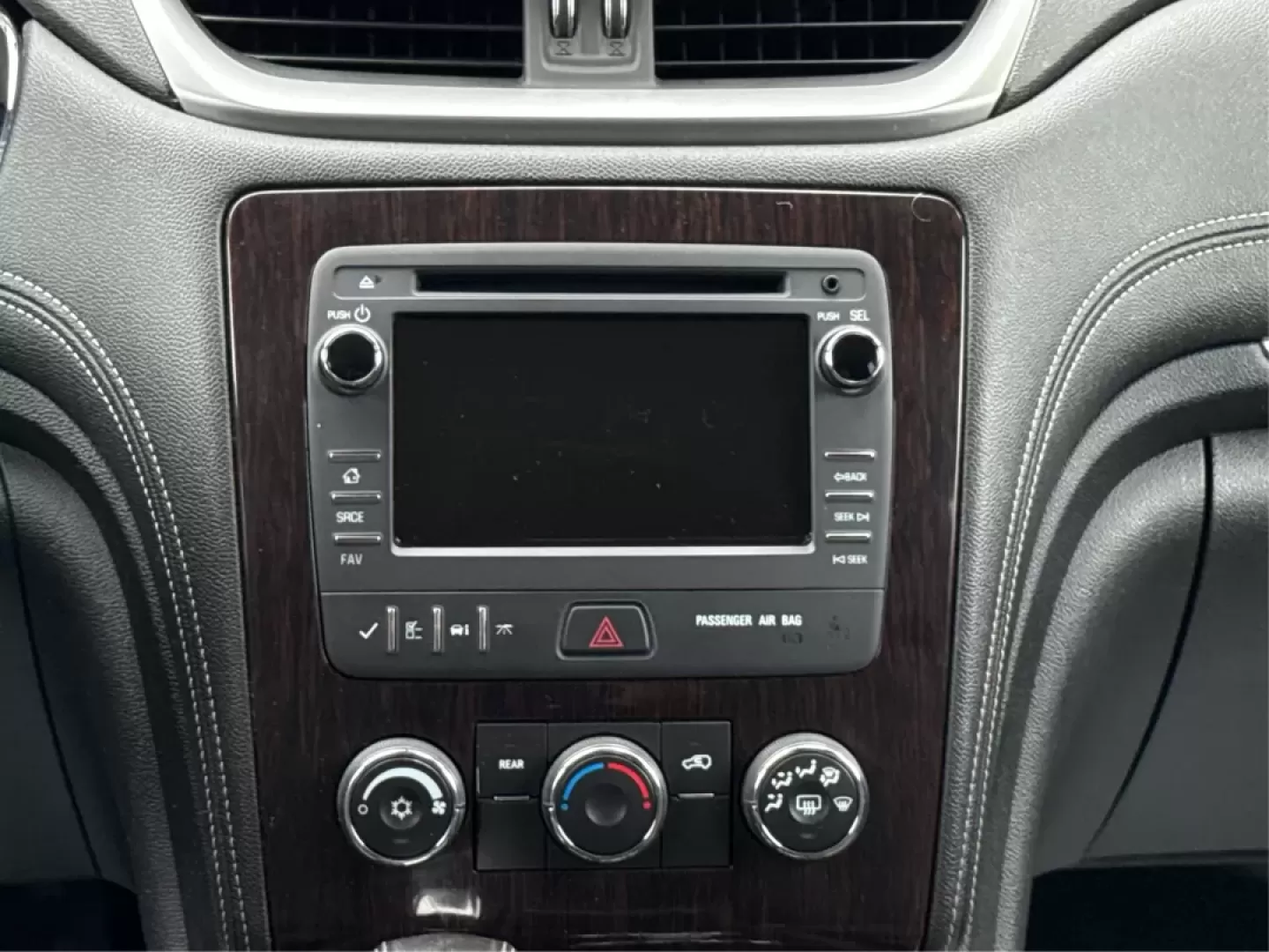 2015 Chevrolet Traverse 1LT (1GNKVGKD4FJ) with an 3.6L V-6 gasoline direct injection engine, located at 1099 N County Rd 25A , Troy, OH, 45373, (937) 908-9800, 40.057079, -84.212883 - **Unleash Adventure with the 2015 Chevrolet Traverse at Advantage Car and Credit - Troy!**<br /> <br /> Are you ready to elevate your family adventures or tackle your daily commute with confidence and style? The 2015 Chevrolet Traverse, with its robust features and spacious design, is perfect for gr - Photo#13