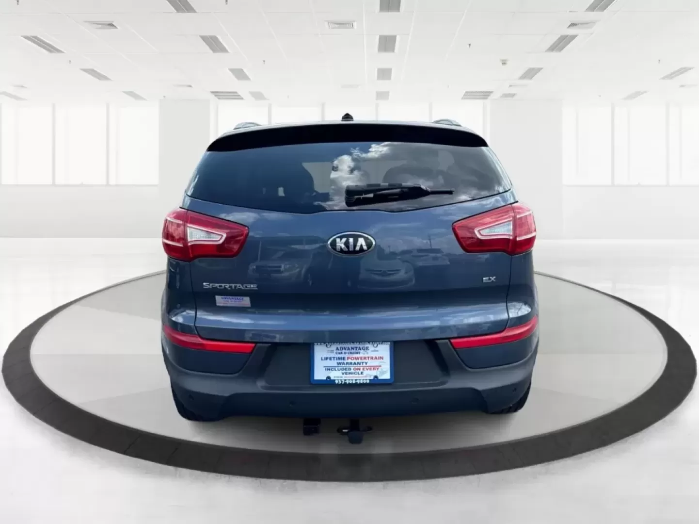 2013 Kia Sportage EX (KNDPCCA25D7) with an 2.4L I-4 DOHC engine, located at 1099 N County Rd 25A , Troy, OH, 45373, (937) 908-9800, 40.057079, -84.212883 - **Elevate Your Adventures with the 2013 Kia Sportage EX - Perfect for Every Journey!**<br /> <br /> Are you ready to take your daily commutes and weekend getaways to the next level? Look no further than this 2013 Kia Sportage EX, available now at Advantage Car and Credit in Fairborn, OH. This versat - Photo#3