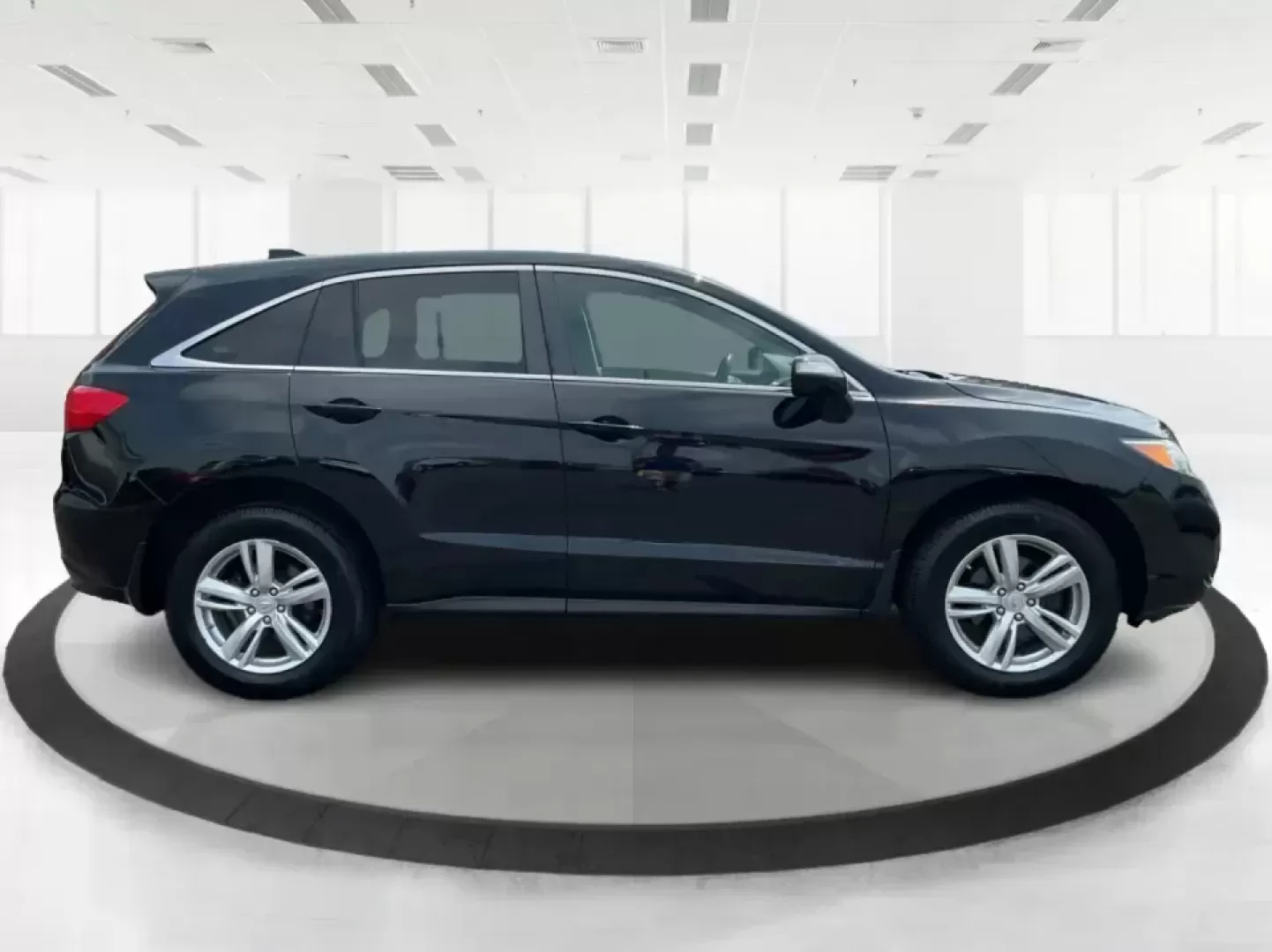 2014 Acura RDX 6-Spd AT (5J8TB3H39EL) with an 2.3L L4 DOHC 16V engine, 6-Speed Automatic transmission, located at 880 E. National Road, Vandalia, OH, 45377, (937) 908-9800, 39.891918, -84.183594 - Picture your next week: weekday commutes up I75, a quick run to the Dayton International Airport area, and a Saturday escape to Taylorsville MetroPark with room for gear, groceries, and friends. This 2014 Acura RDX Base in sleek Black is a smart fit for drivers who want upscale comfort in a practica - Photo#1