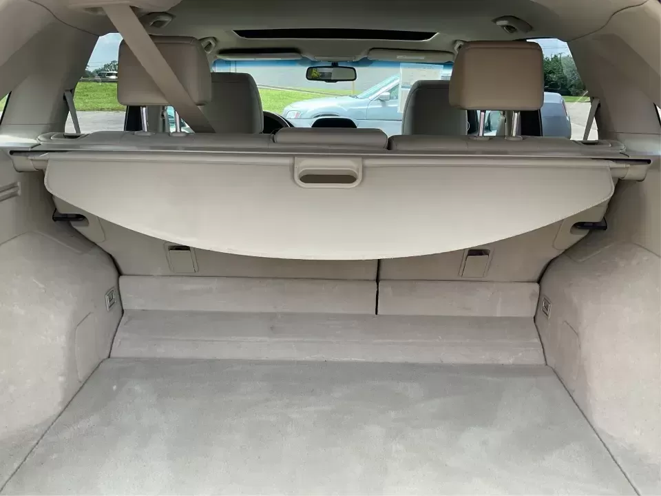 2014 Acura RDX Base (5J8TB3H39EL) with an 2.3L L4 DOHC 16V engine, 6-Speed Automatic transmission, located at 401 Woodman Dr, Riverside, OH, 45431, (937) 908-9800, 39.760899, -84.123421 - Unleash the perfect blend of comfort and versatility with the 2014 Acura RDX, a crossover that caters to both your daily grind and weekend adventures. Whether you're a growing family seeking spaciousness, a commuter looking for reliability, or a weekend warrior ready for road trips, this vehicle has - Photo#12