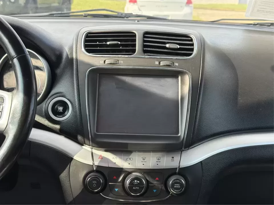 2015 Billet Silver Metallic CC Dodge Journey SXT (3C4PDCBG3FT) with an 3.6L V6 DOHC 24V engine, 6-Speed Automatic transmission, located at 8750 N County Rd 25A, Piqua, OH, 45356, (937) 908-9800, 40.164391, -84.232513 - Pack up the kids, cue up a road-trip playlist, and point the GPS toward your next weekend getaway-this 2015 Dodge Journey SXT is the kind of roomy, comfortable SUV that fits real life in West Central Ohio. Whether you're commuting up I75, running errands along N County Rd 25A, or heading toward down- Photo#13